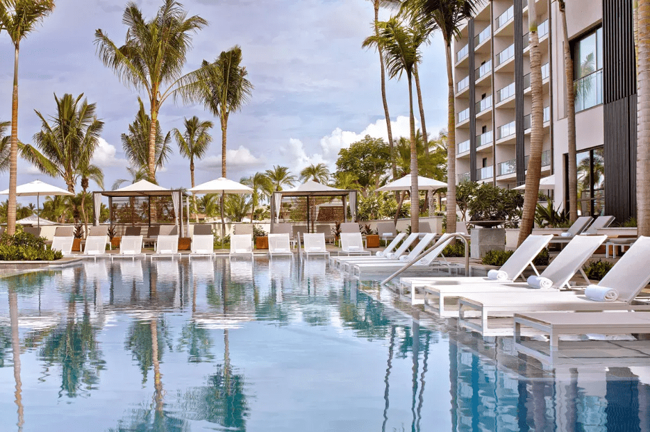 pool at Andaz Maui at Wailea Resort 